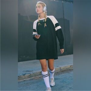 NWT! 🌟Free People Movement Heritage Sport Pullover🌟.Size Medium.